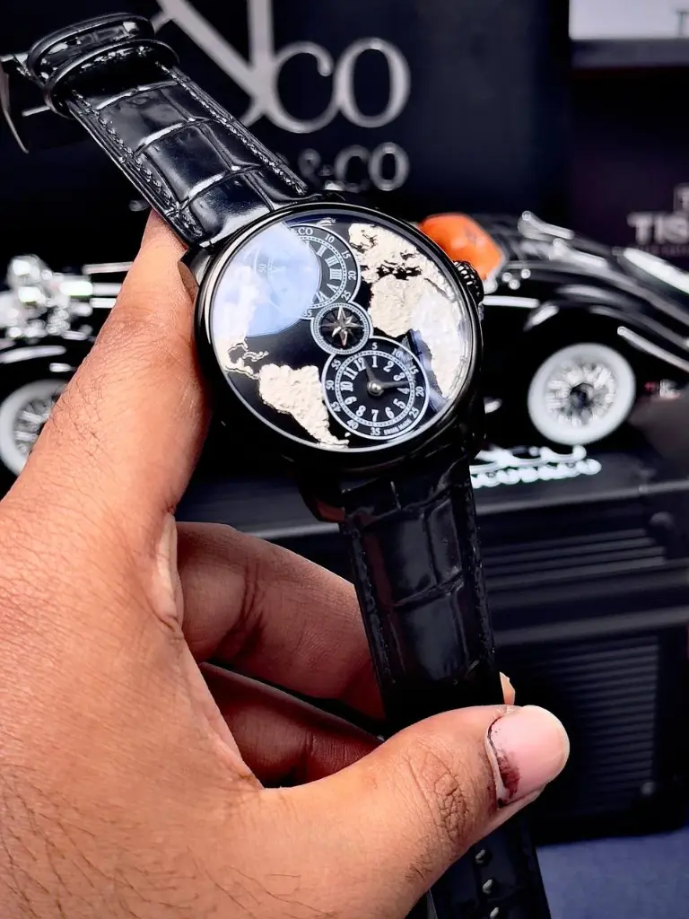 Jacob & Co. The World Is Yours-Black and Silver