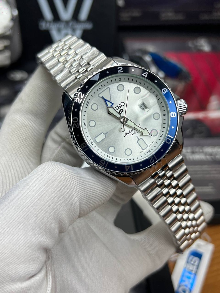 Seiko GMT Automatic Semi AAA Grade