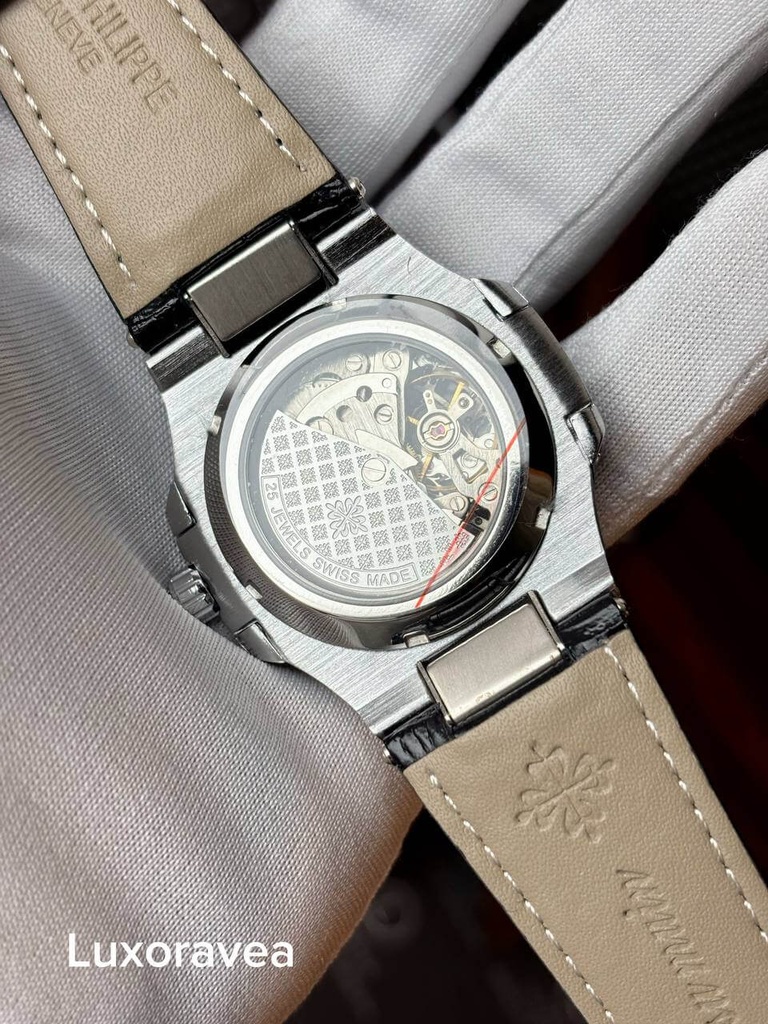 Patek Philippe Nautilus Automatic — Belt