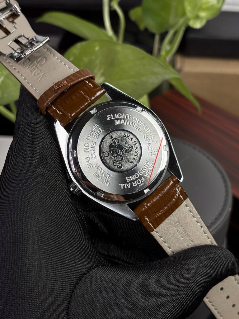 Omega Seamaster White Wave Pattern Dial