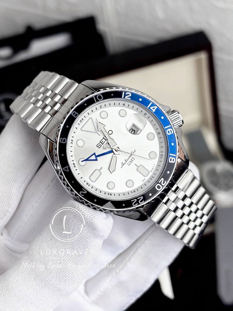 Seiko 5 Sports GMT-Chain